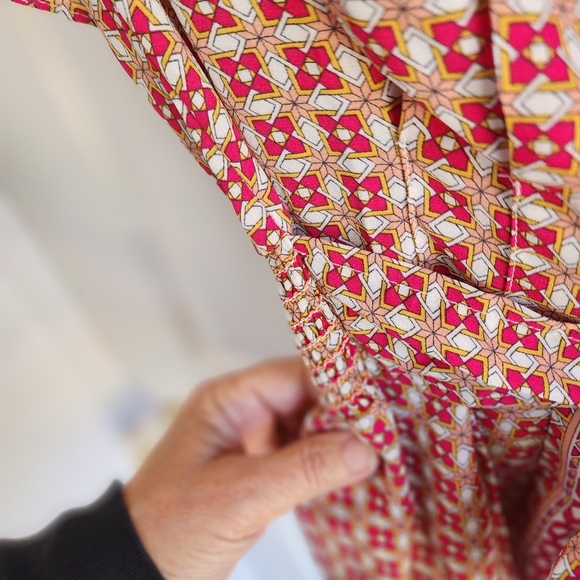 NWT Max Studio Front Tie Blouse Flutter Sleeves Medium - Picture 5 of 9